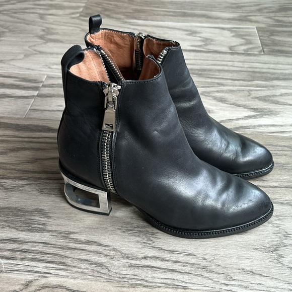 Jeffrey Campbell ankle boots size 7 - Picture 2 of 16